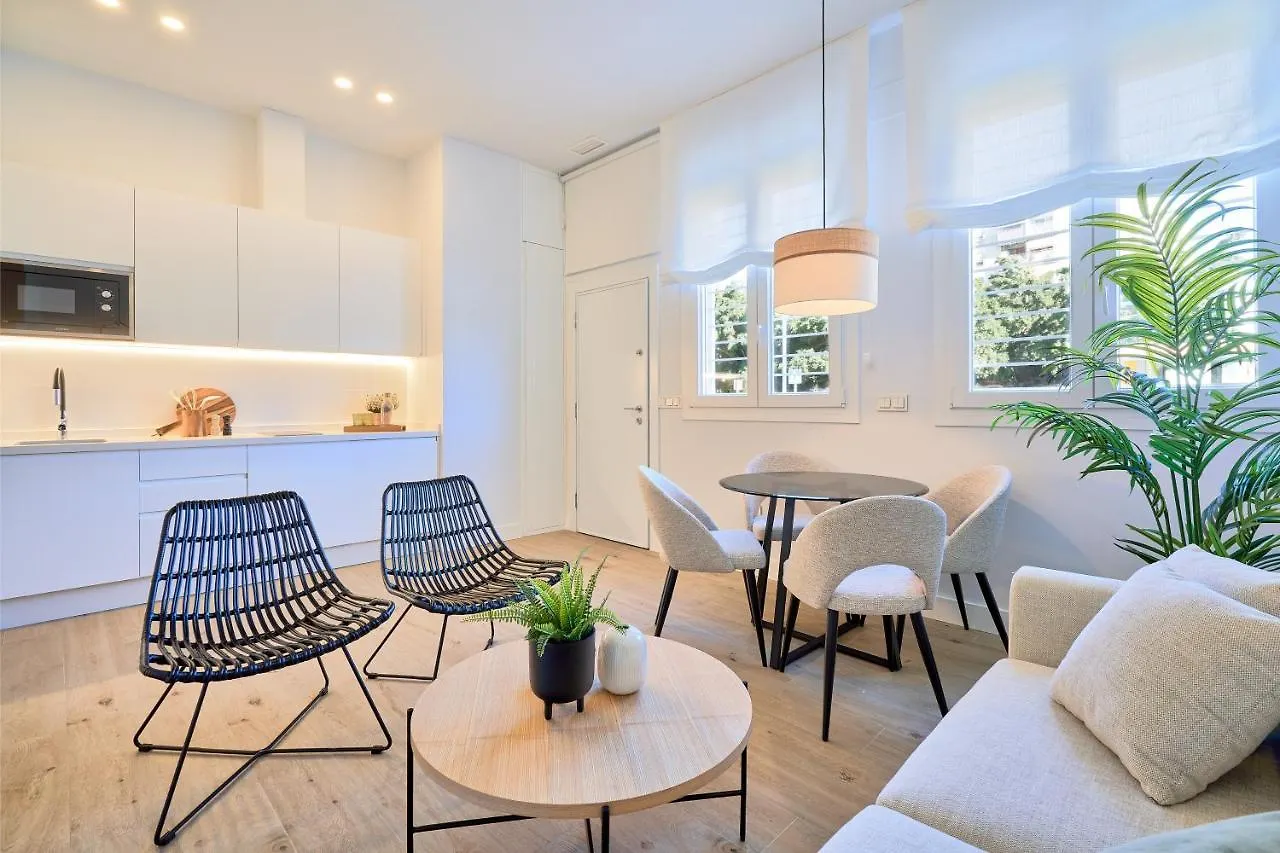 말라가 Lofts Parque De Huelin 아파트 0*,  스페인