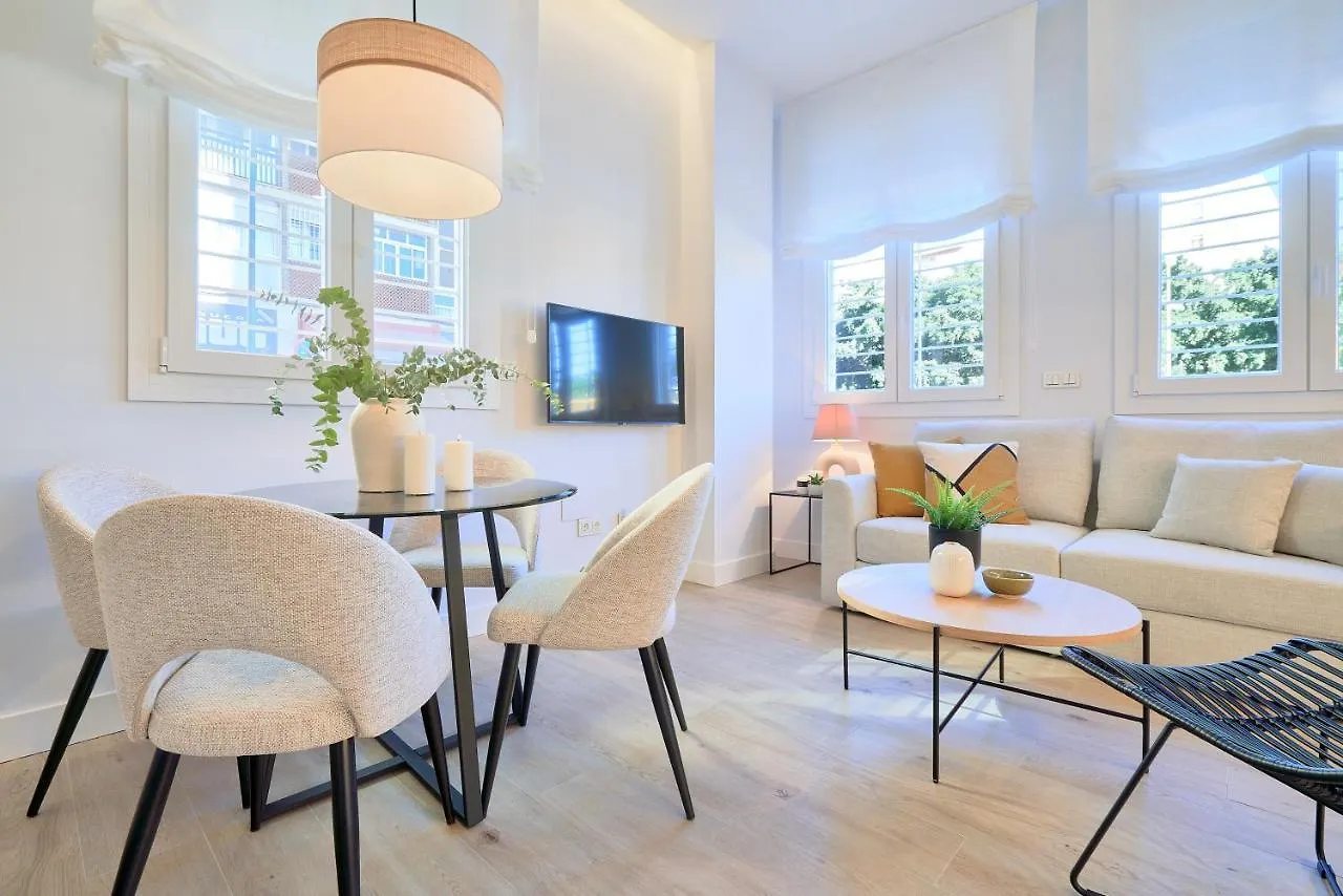 Lofts Parque De Huelin의 연락처
